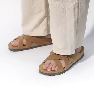 로버 남자슬리퍼 키높이 휴양지 커플 4CM 키높이 샌들 발편한 슬리퍼 스웨이드 샌들